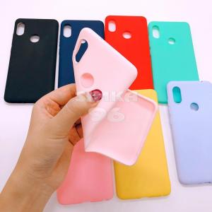 Чехол задник для Xiaomi Mi 9SE силикон цветной